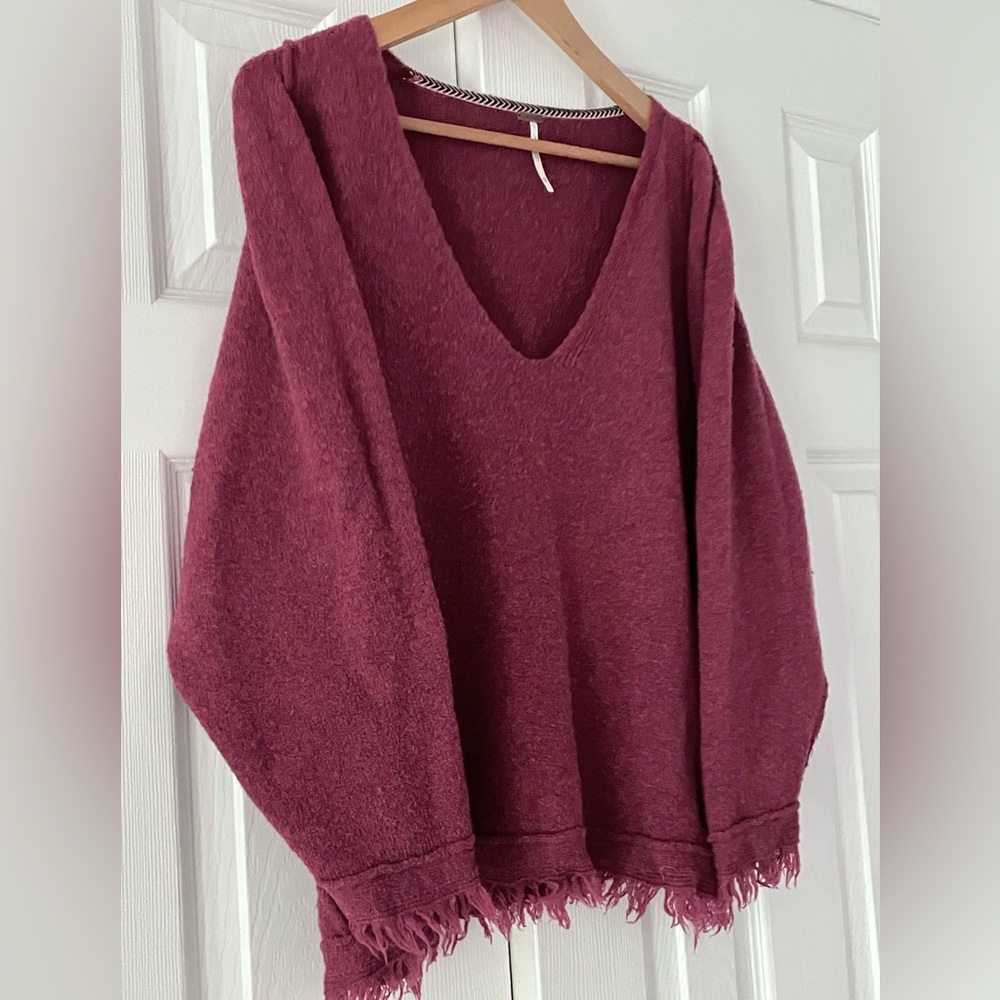 Free People V-Neck Frayed Hem Sweater - Picture 6 of 8